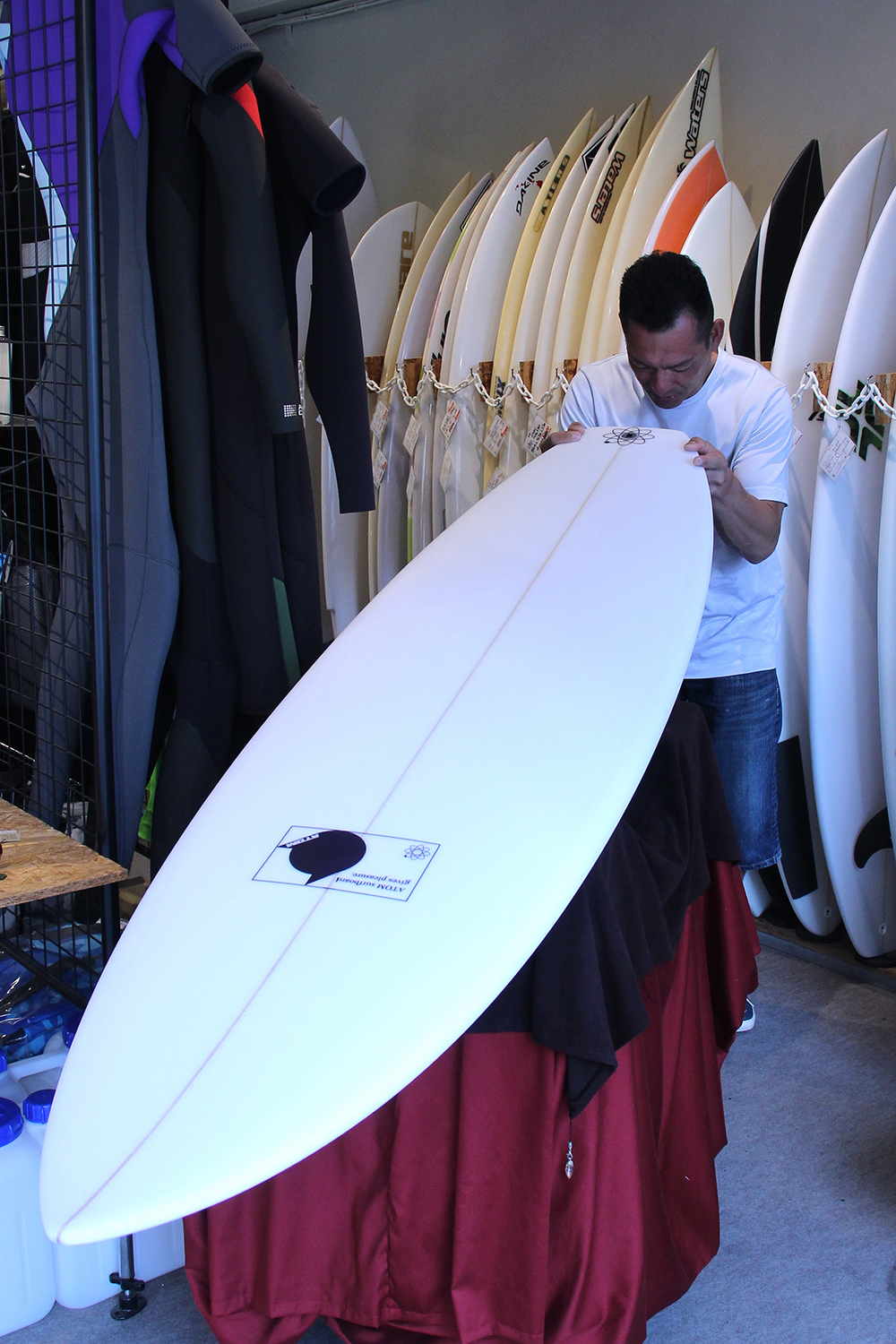 ATOM Surfboard Leaps'n Bounds model EPOLY